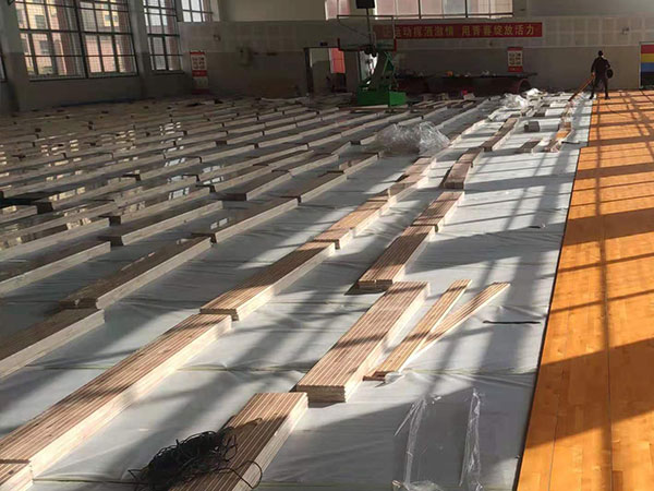 籃球場(chǎng)木地板施工